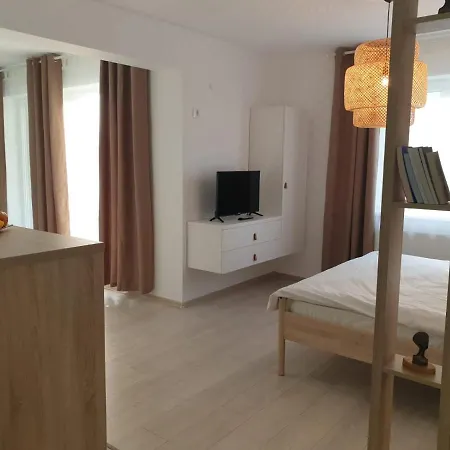 Apartment Life Coresi